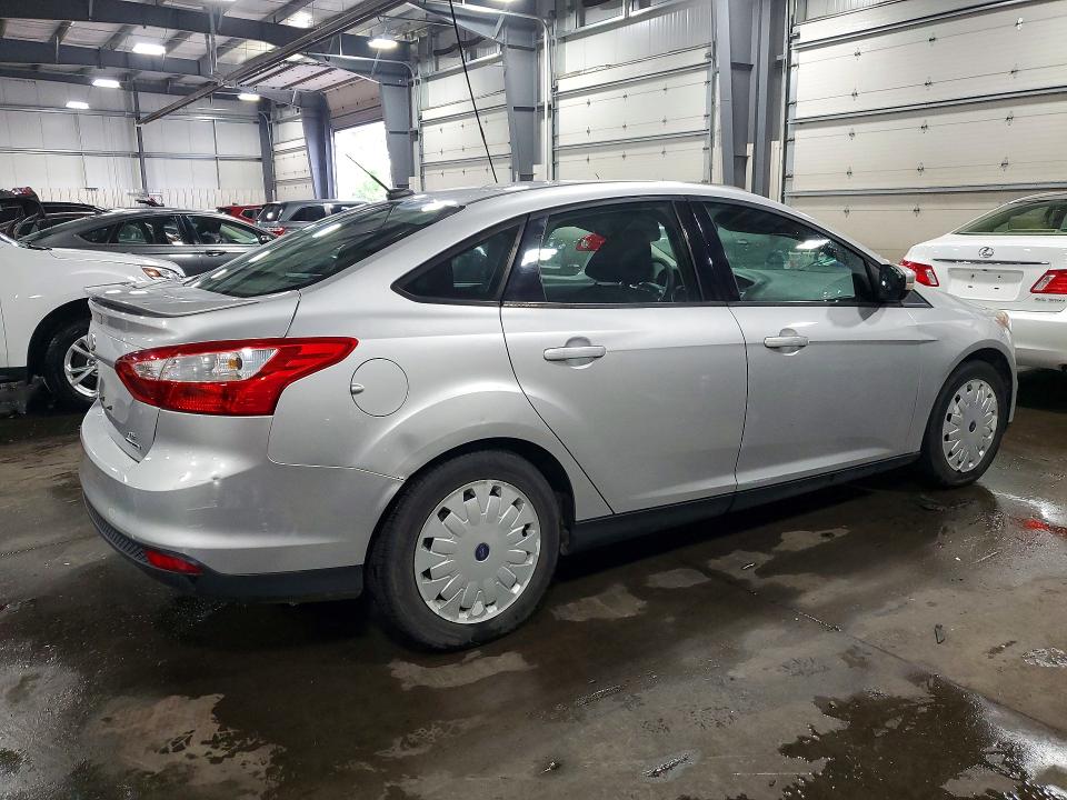 60190296 :رقم المزاد ، 1FADP3F29DL271026 vin ، 2013 Ford Focus مزاد بيع