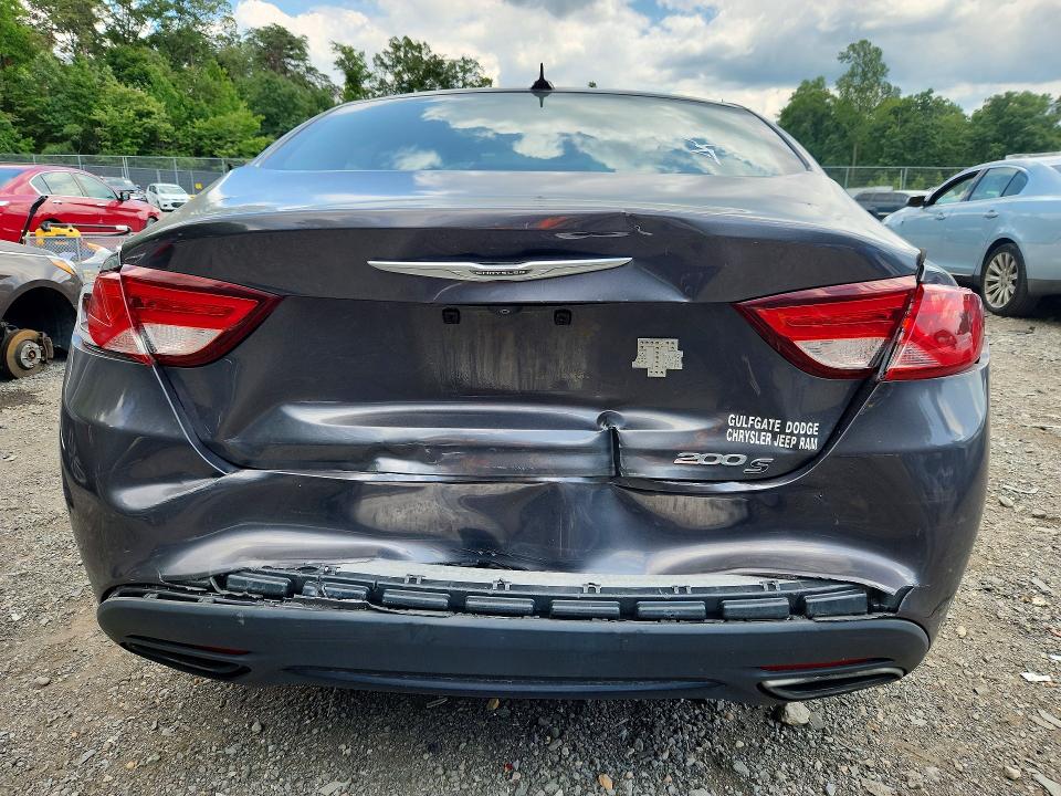 62750606 :رقم المزاد ، 1C3CCCBB7FN554611 vin ، 2015 Chrysler 200 مزاد بيع