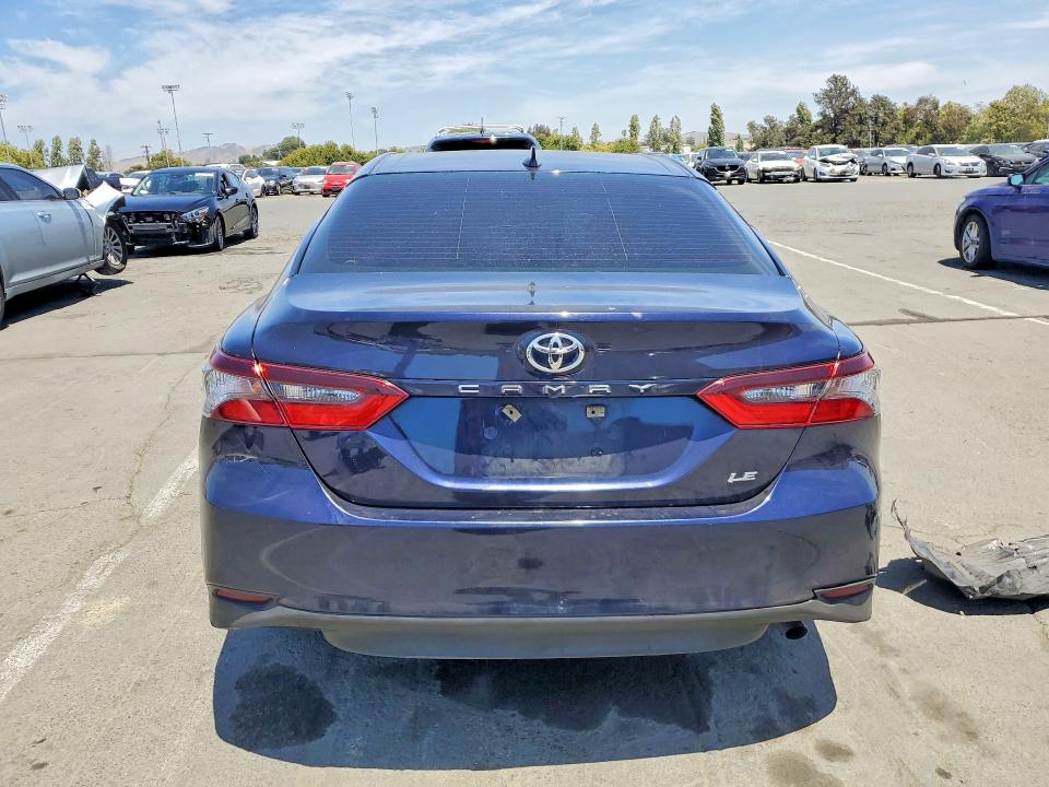 Продаж на аукціоні авто 2022 Toyota Camry, vin: 4T1C11AK7NU012030, номер лоту: 59530406
