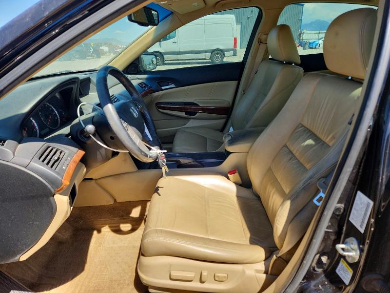 60649646 :رقم المزاد ، 1HGCP3F84BA012755 vin ، 2011 Honda Accord مزاد بيع