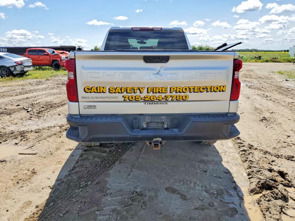 62323576 :رقم المزاد ، 3GCPYAEK8MG358830 vin ، 2021 Chevrolet Silverado مزاد بيع