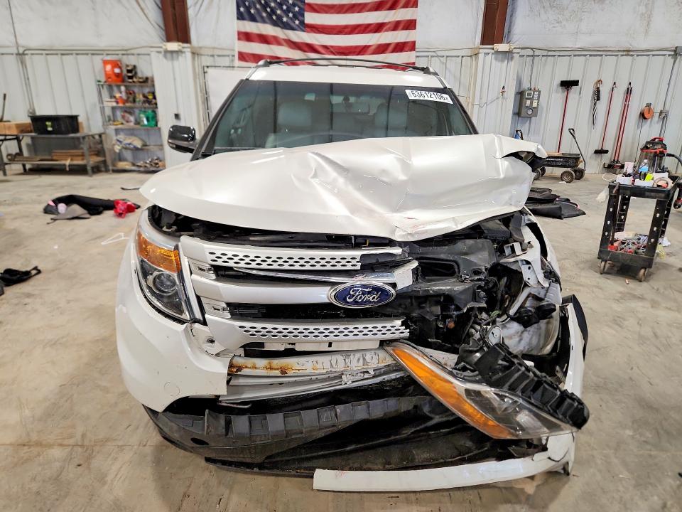 63612106 :رقم المزاد ، 1FM5K8D82DGA83017 vin ، 2013 Ford Explorer مزاد بيع