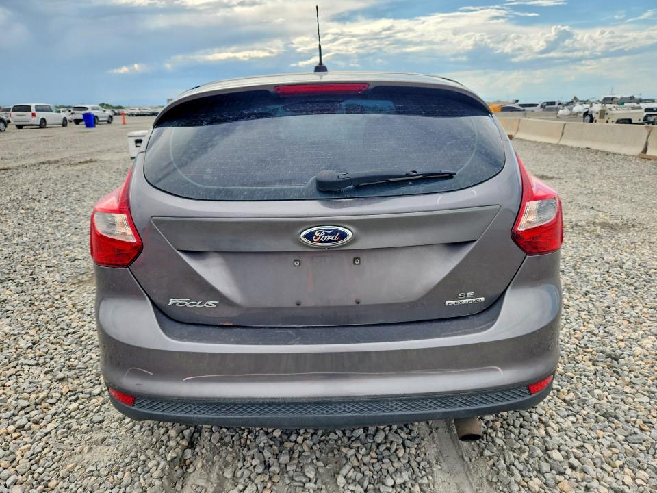 62161856 :رقم المزاد ، 1FADP3K28EL363171 vin ، 2014 Ford Focus مزاد بيع