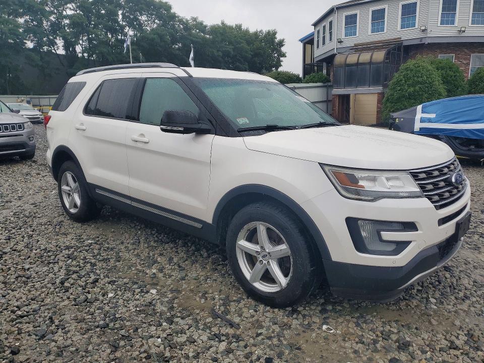 62818276 :رقم المزاد ، 1FM5K8D8XGGC51412 vin ، 2016 Ford Explorer مزاد بيع