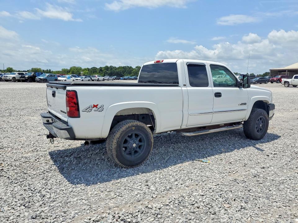 Продаж на аукціоні авто 2005 Chevrolet Silverado, vin: 1GCHK29G85E174580, номер лоту: 61821896