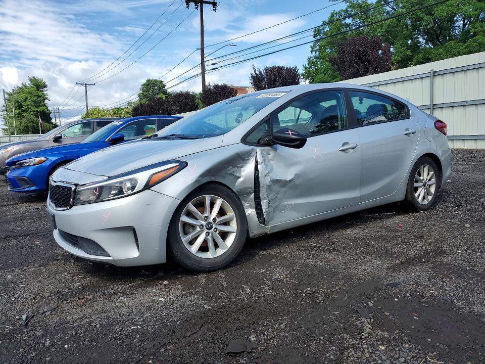 2017 Kia Forte მანქანა იყიდება აუქციონზე, vin: 3KPFL4A79HE144170, აუქციონის ნომერი: 62855866