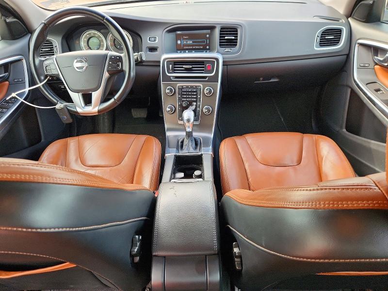 2013 Volvo S60 მანქანა იყიდება აუქციონზე, vin: YV1612FS8D2184300, აუქციონის ნომერი: 61177216