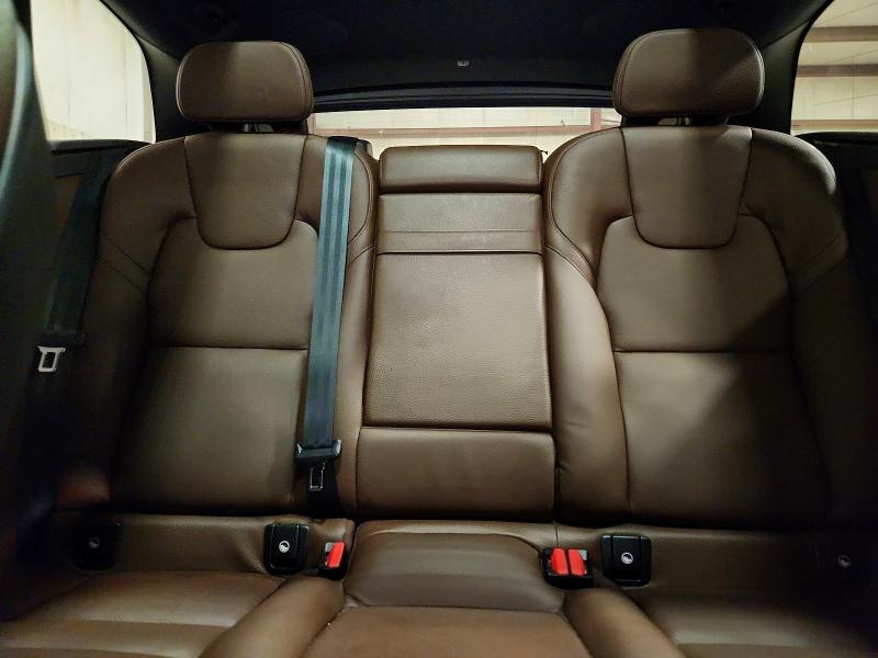 62673626 :رقم المزاد ، YV4102RK3M1689730 vin ، 2021 Volvo Xc60 مزاد بيع