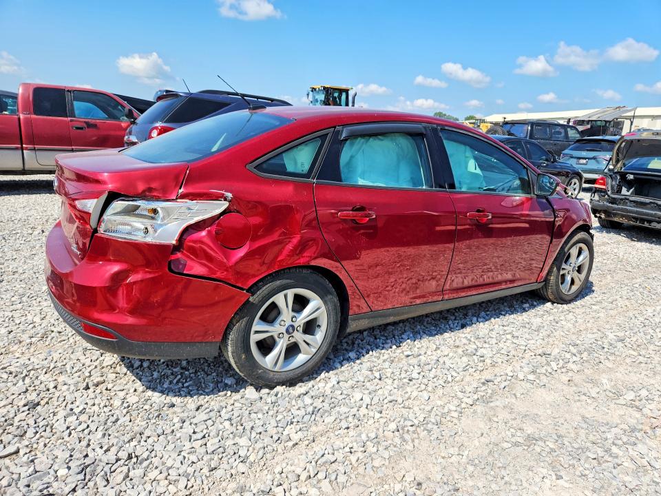 63200296 :رقم المزاد ، 1FADP3F22EL388139 vin ، 2014 Ford Focus مزاد بيع