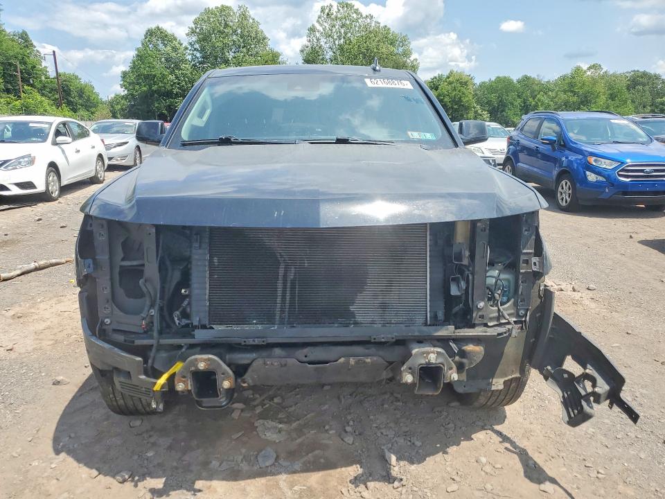 62168876 :رقم المزاد ، 1GNSKHKC1KR158958 vin ، 2019 Chevrolet Suburban مزاد بيع