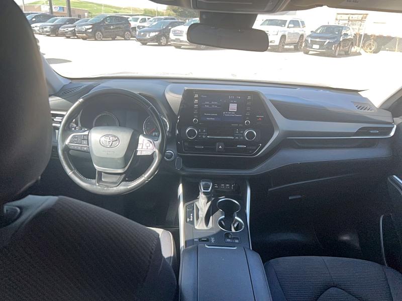 2022 Toyota Highlander მანქანა იყიდება აუქციონზე, vin: 5TDZZRAH3NS107358, აუქციონის ნომერი: 62347006