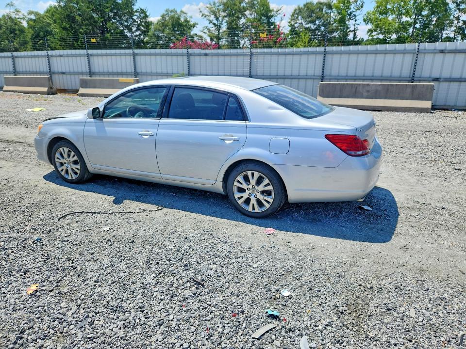 62990786 :رقم المزاد ، 4T1BK36B88U299783 vin ، 2008 Toyota Avalon مزاد بيع