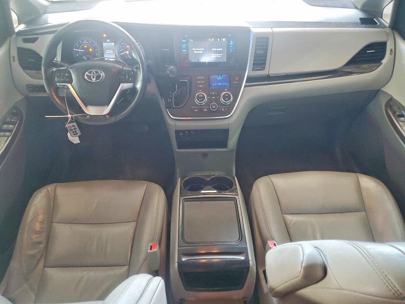 2017 Toyota Sienna მანქანა იყიდება აუქციონზე, vin: 5TDDZ3DC2HS173332, აუქციონის ნომერი: 60125816