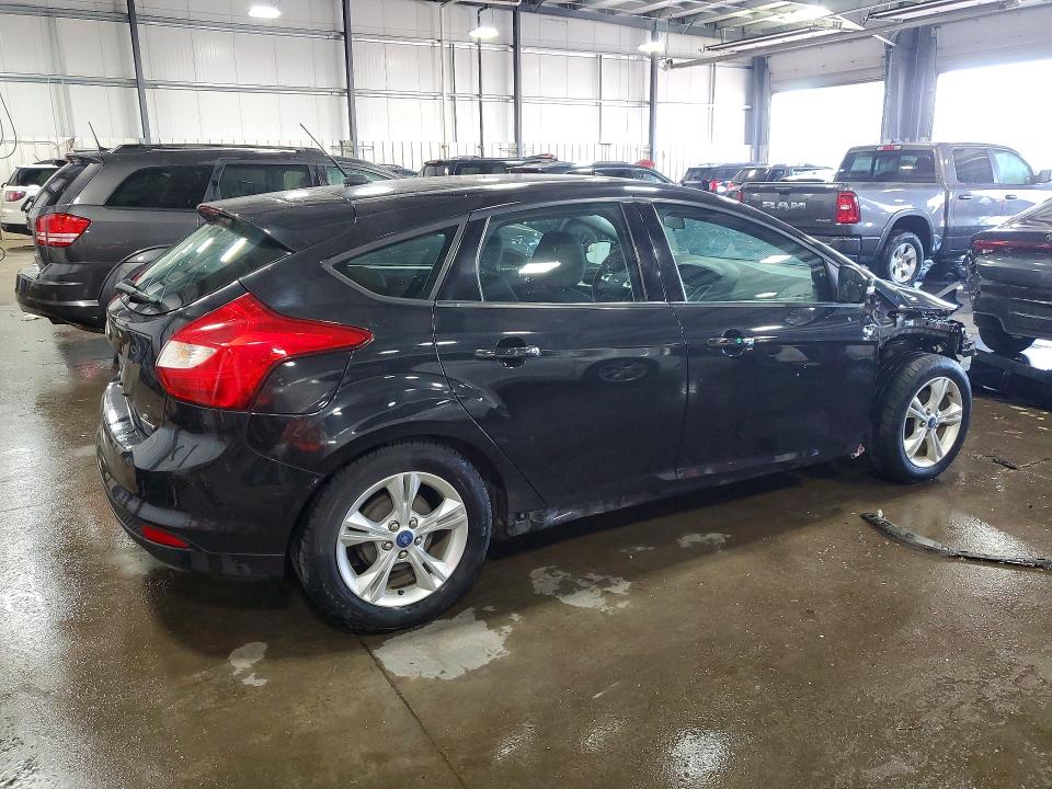 60779346 :رقم المزاد ، 1FADP3K29EL153839 vin ، 2014 Ford Focus مزاد بيع