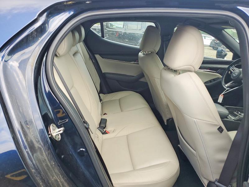 Продажа на аукционе авто 2022 Mazda 3, vin: JM1BPALL8N1501493, номер лота: 60817066