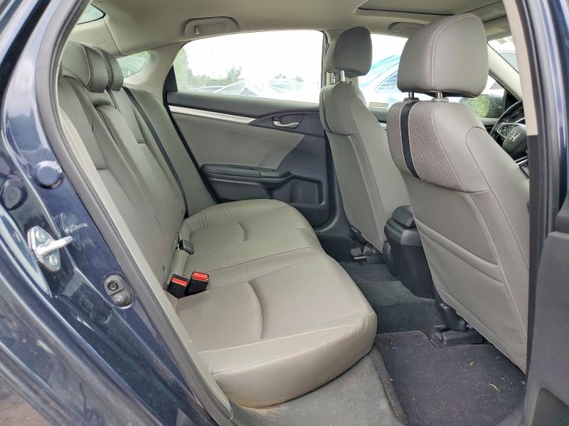 61588396 :رقم المزاد ، JHMFC1F72JX031253 vin ، 2018 Honda Civic مزاد بيع