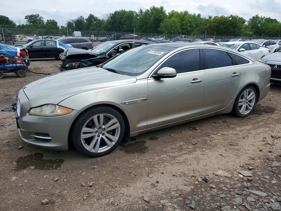 Продажа на аукционе авто 2012 Jaguar Xj, vin: SAJWA1CB9CLV37867, номер лота: 61783246