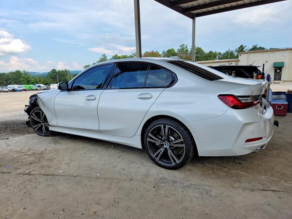 61103446 :رقم المزاد ، 3MW69FF01P8C92572 vin ، 2023 Bmw 330i مزاد بيع