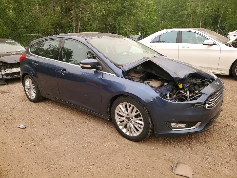 61007766 :رقم المزاد ، 1FADP3N25JL296177 vin ، 2018 Ford Focus مزاد بيع