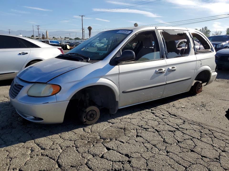 2003 Chrysler Voyager მანქანა იყიდება აუქციონზე, vin: 1C8GJ45303B229761, აუქციონის ნომერი: 61003636