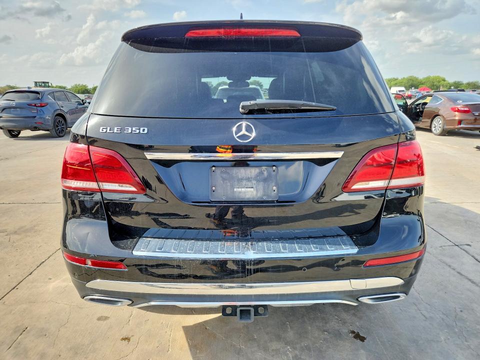 61573686 :رقم المزاد ، 4JGDA5JB3JB053868 vin ، 2018 Mercedes-benz Gle مزاد بيع