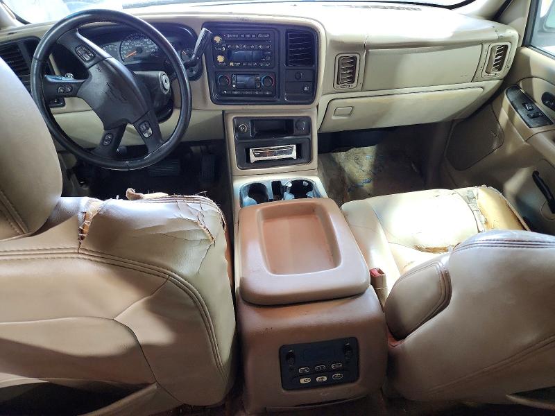 2004 Chevrolet Suburban მანქანა იყიდება აუქციონზე, vin: 3GNEC16Z34G293751, აუქციონის ნომერი: 61848656