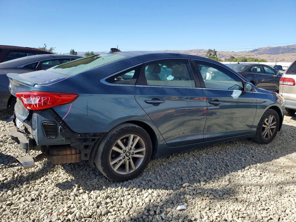 2017 Hyundai Sonata მანქანა იყიდება აუქციონზე, vin: 5NPE24AF4HH455412, აუქციონის ნომერი: 61059196