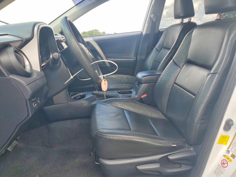 Продажа на аукционе авто 2016 Toyota Rav4, vin: JTMZFREV5GD082809, номер лота: 62038246