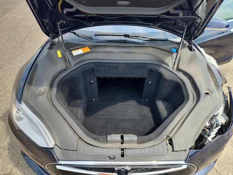 Продажа на аукционе авто 2013 Tesla Model S, vin: 5YJSA1CN5DFP19528, номер лота: 61963016