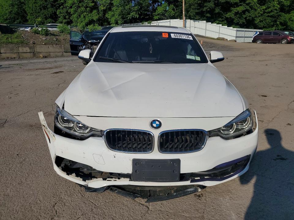 2018 Bmw 330 მანქანა იყიდება აუქციონზე, vin: WBA8D9C52JEM34019, აუქციონის ნომერი: 60307136