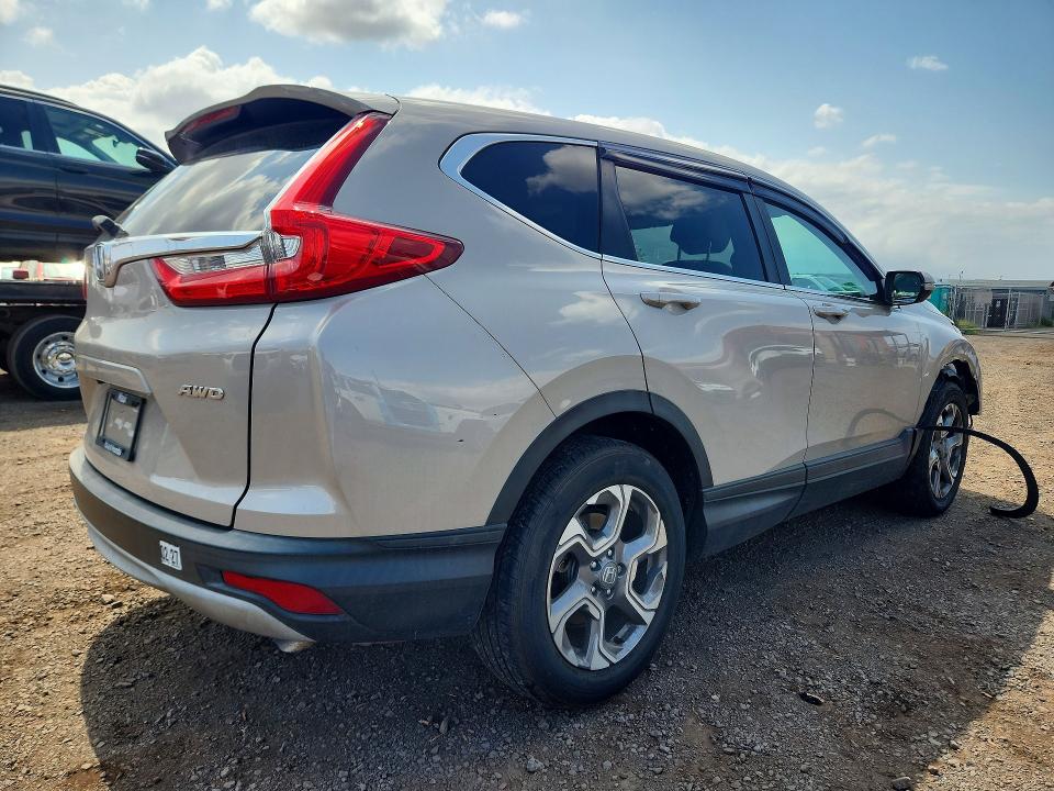 Auction sale of the 2018 Honda Cr-v, vin: 2HKRW2H52JH665343, lot number: 63043456