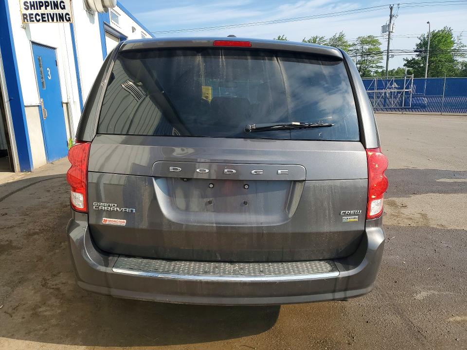 61935726 :رقم المزاد ، 2C4RDGDG1JR323685 vin ، 2018 Dodge Grand Caravan مزاد بيع