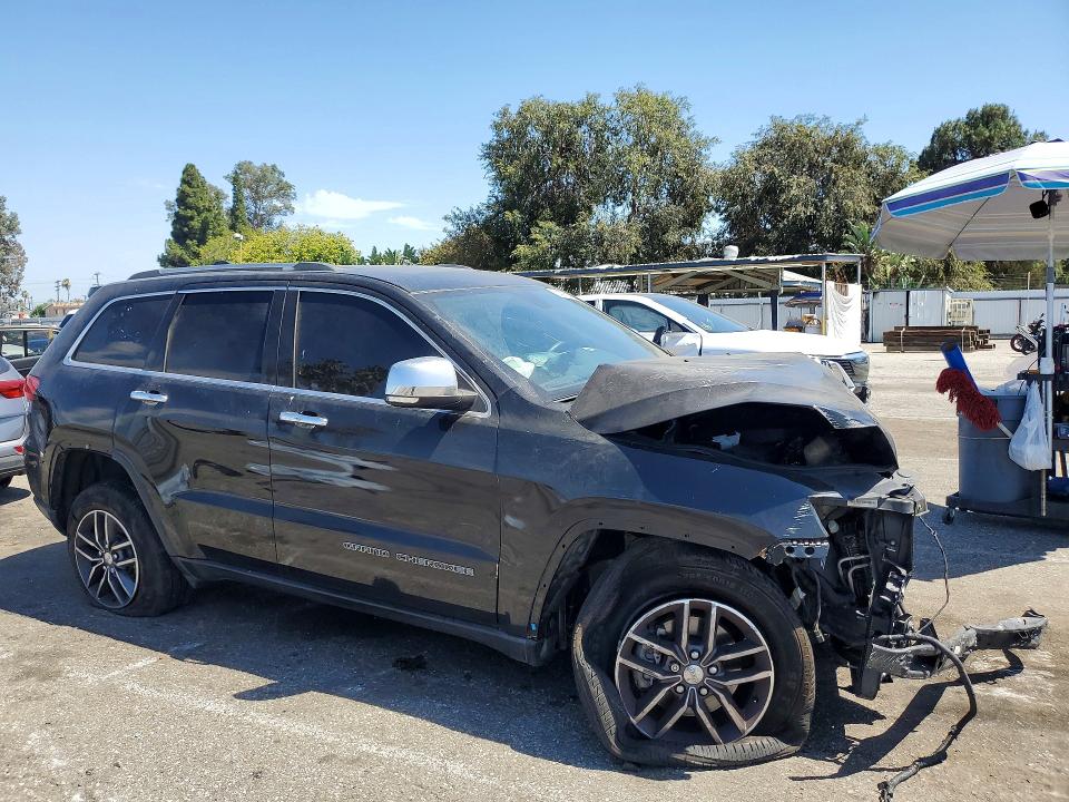 Продажа на аукционе авто 2017 Jeep Grand Cherokee, vin: 1C4RJEBG3HC934112, номер лота: 61407506