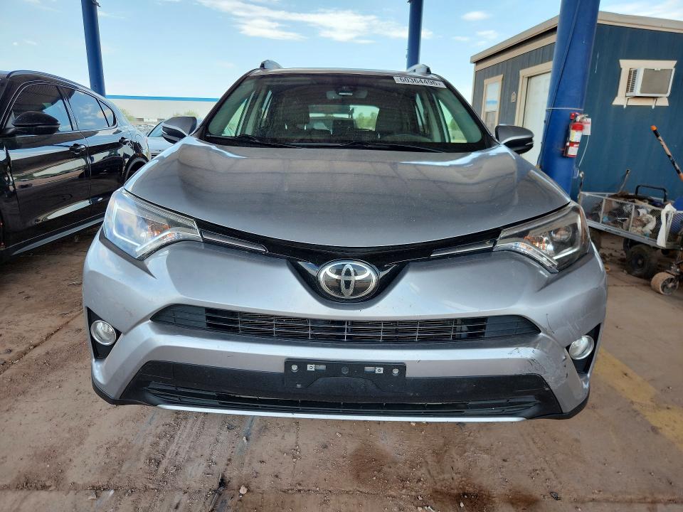 60364496 :رقم المزاد ، JTMDFREVXJJ226616 vin ، 2018 Toyota Rav4 مزاد بيع