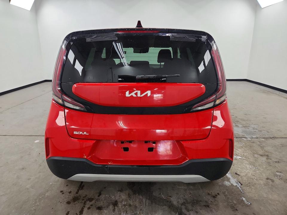 Продажа на аукционе авто 2023 Kia Soul, vin: KNDJ23AU0P7196900, номер лота: 61497676