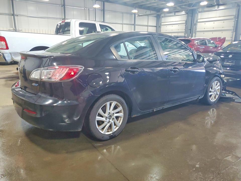 60392216 :رقم المزاد ، JM1BL1W74D1780062 vin ، 2013 Mazda 3 مزاد بيع
