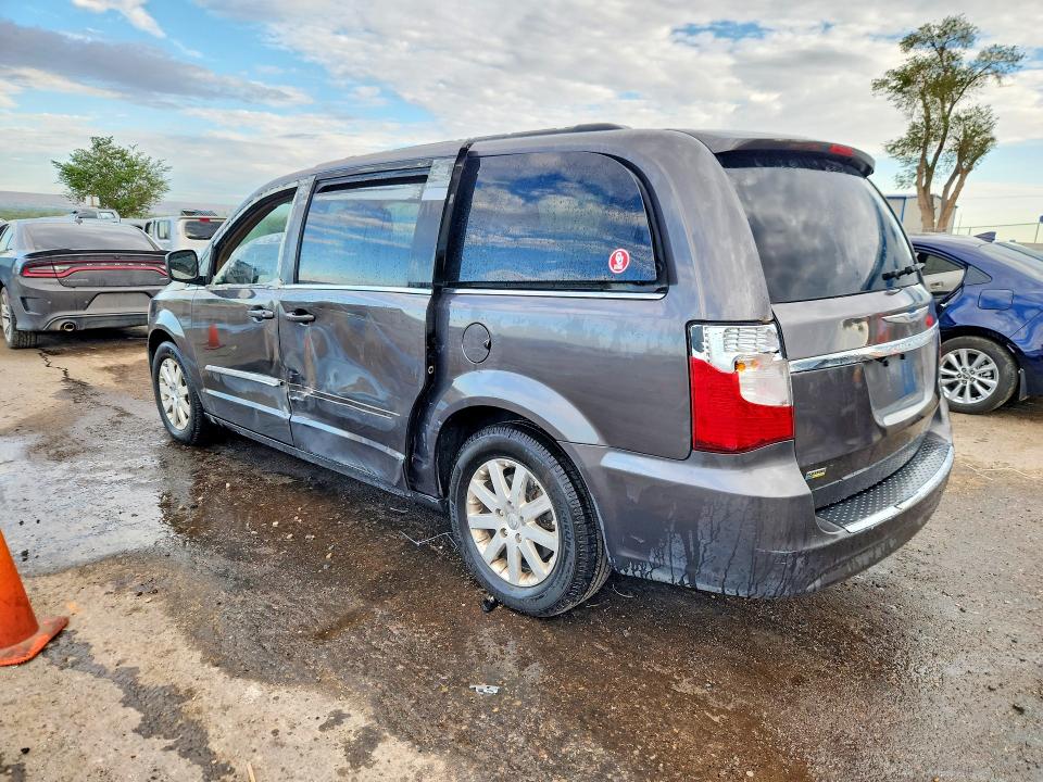 62103036 :رقم المزاد ، 2C4RC1BG9FR661927 vin ، 2015 Chrysler Town & Country مزاد بيع