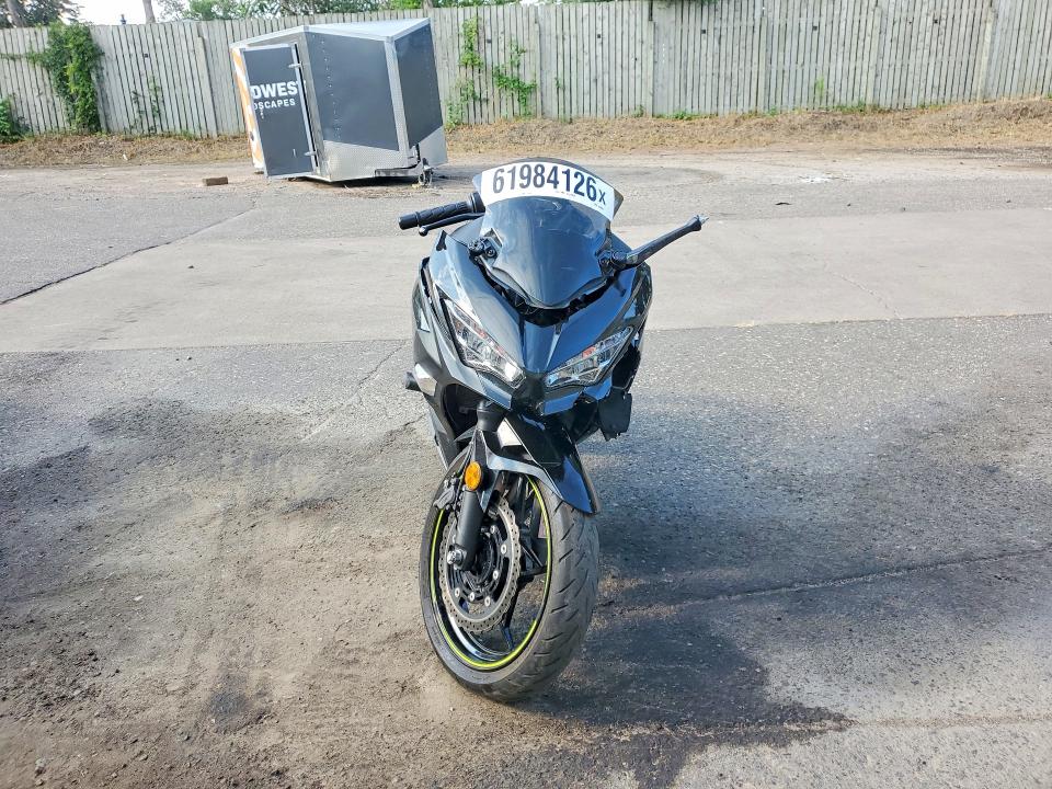 Продажа на аукционе авто 2021 Kawasaki Ex400, vin: JKAEXKG18MDAE0720, номер лота: 61984126