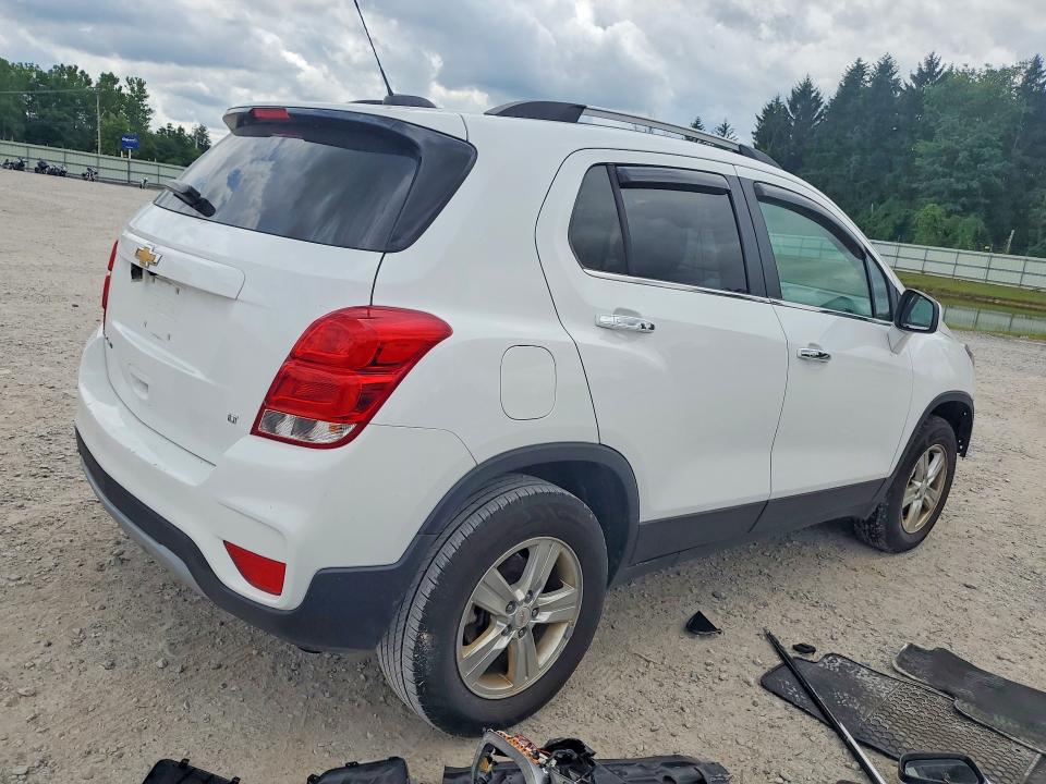 60556066 :رقم المزاد ، KL7CJPSB0JB709368 vin ، 2018 Chevrolet Trax مزاد بيع