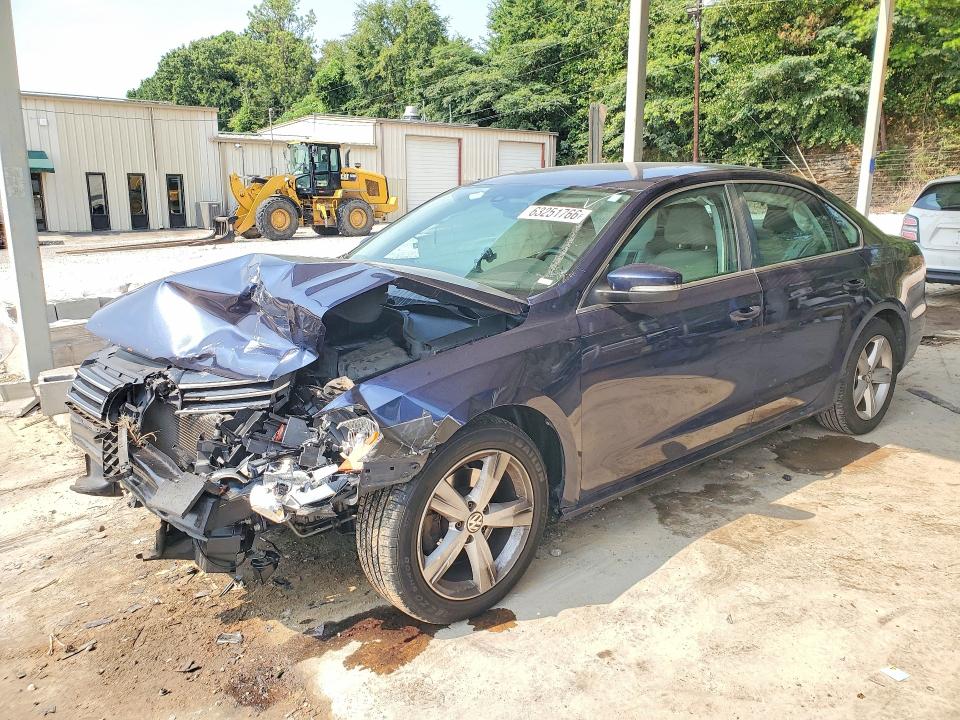 2013 Volkswagen Passat მანქანა იყიდება აუქციონზე, vin: 1VWBP7A38DC126162, აუქციონის ნომერი: 63251766