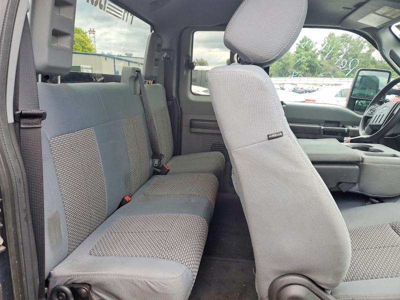 60413596 :رقم المزاد ، 1FT7X2A67GEC39535 vin ، 2016 Ford F250 مزاد بيع