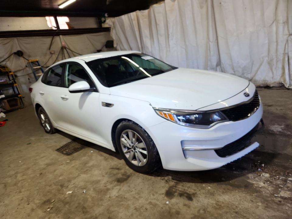 Продажа на аукционе авто 2016 Kia Optima, vin: 5XXGT4L33GG038348, номер лота: 63051716