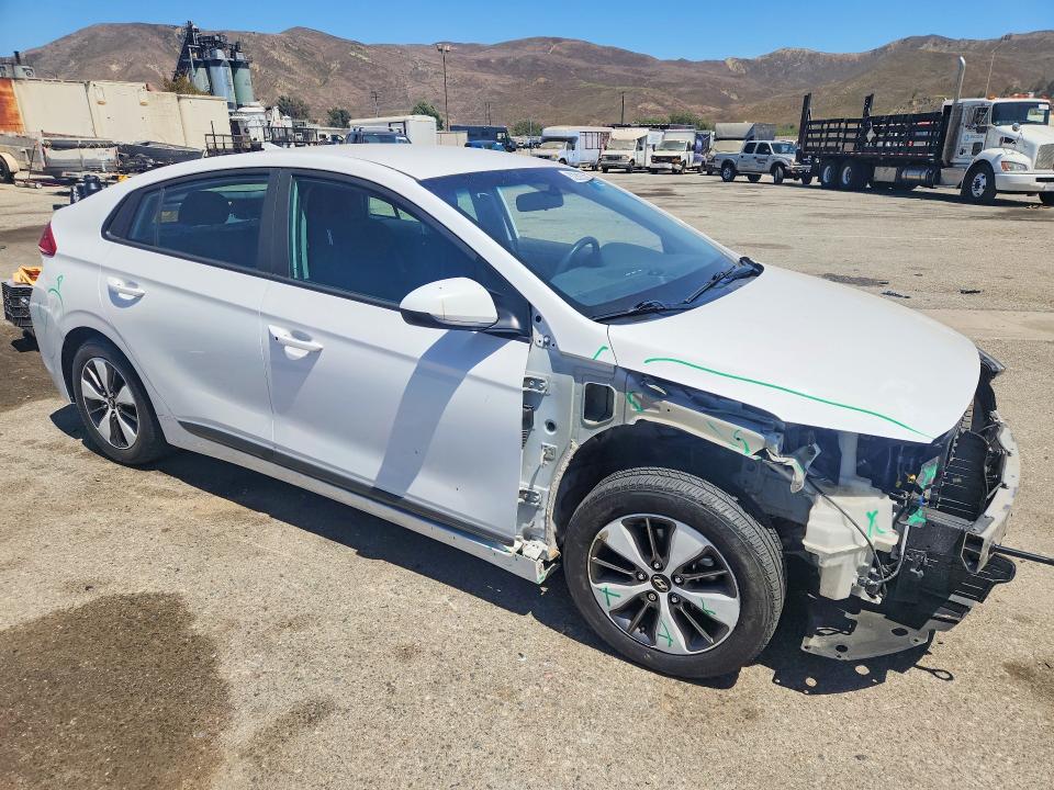 2019 Hyundai Ioniq Plug-in Hybrid მანქანა იყიდება აუქციონზე, vin: KMHC65LD3KU105680, აუქციონის ნომერი: 62805386