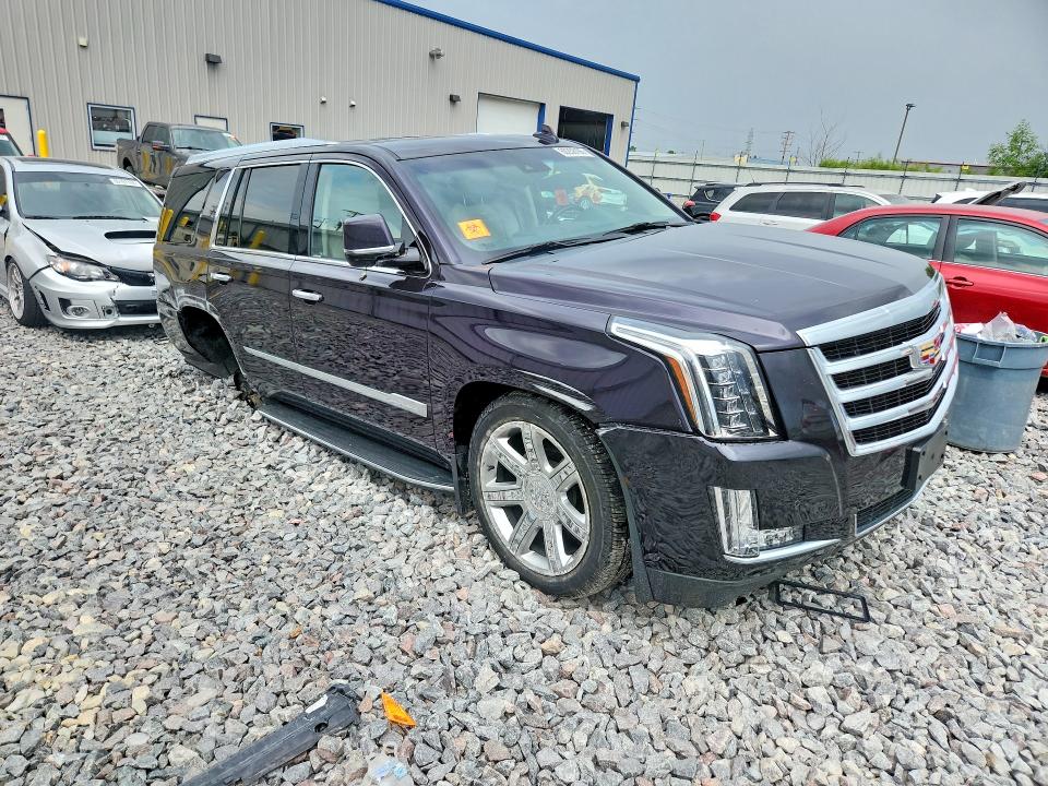 60258196 :رقم المزاد ، 1GYS4BKJ1JR245332 vin ، 2018 Cadillac Escalade مزاد بيع