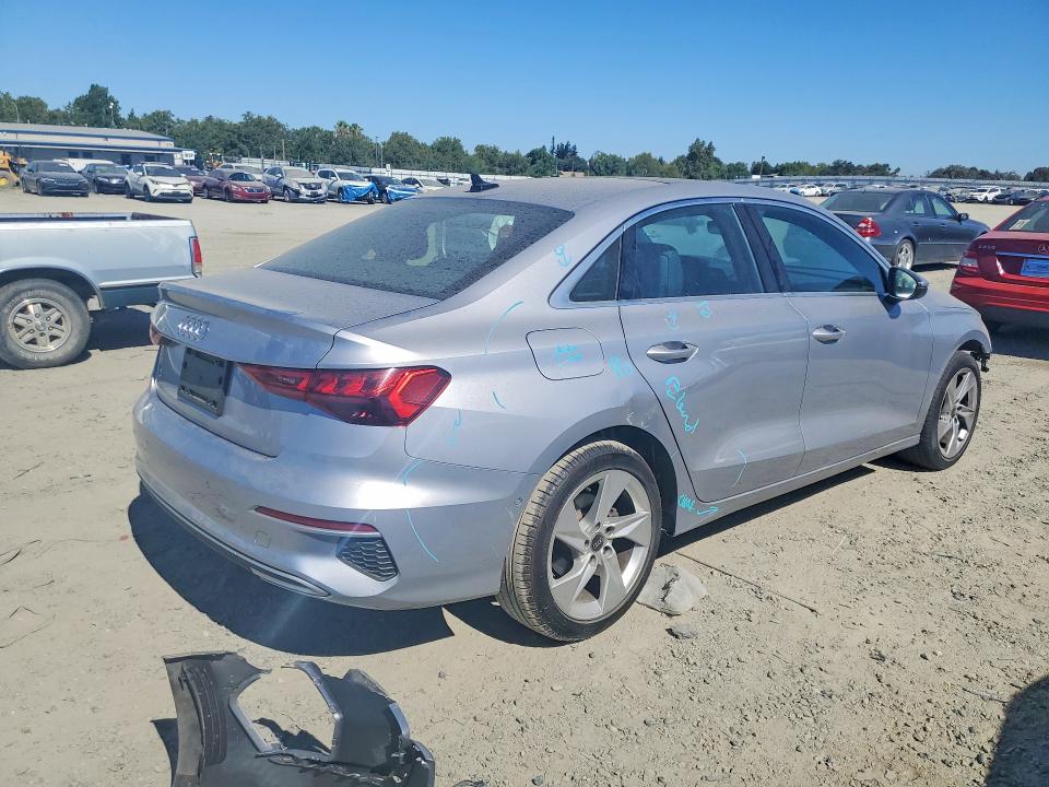 2024 Audi A3 მანქანა იყიდება აუქციონზე, vin: WAUAUDGY1RA067383, აუქციონის ნომერი: 61025666
