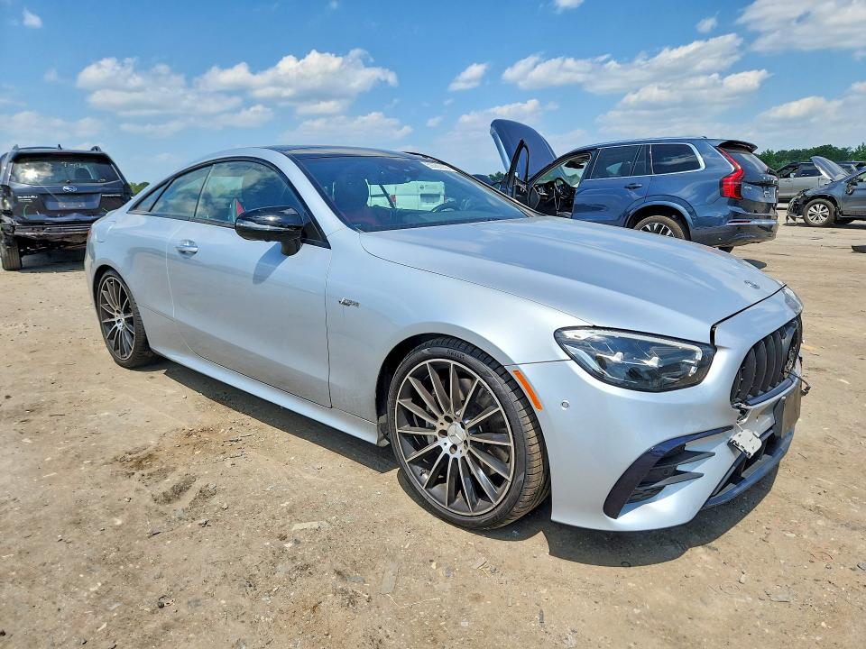 59288236 :رقم المزاد ، W1K1J6BB9MF163788 vin ، 2021 Mercedes-benz E مزاد بيع