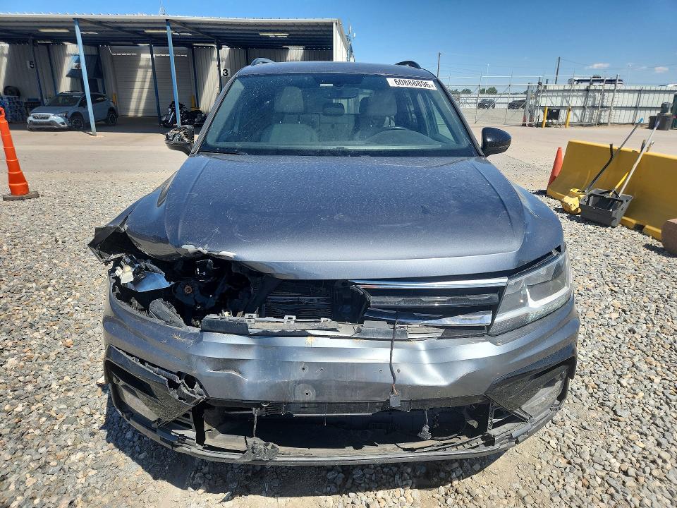 60888896 :رقم المزاد ، 3VV2B7AX0KM116727 vin ، 2019 Volkswagen Tiguan مزاد بيع
