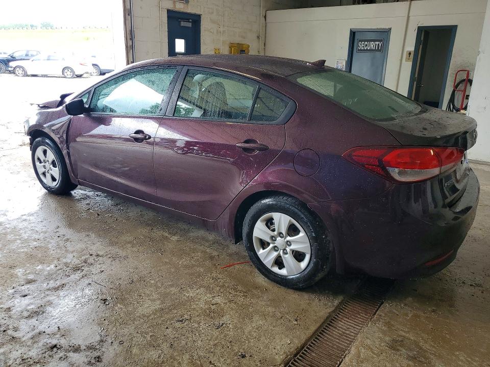 60307336 :رقم المزاد ، 3KPFK4A79HE040443 vin ، 2017 Kia Forte مزاد بيع