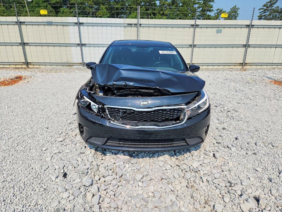 63145966 :رقم المزاد ، 3KPFK4A70JE229701 vin ، 2018 Kia Forte مزاد بيع