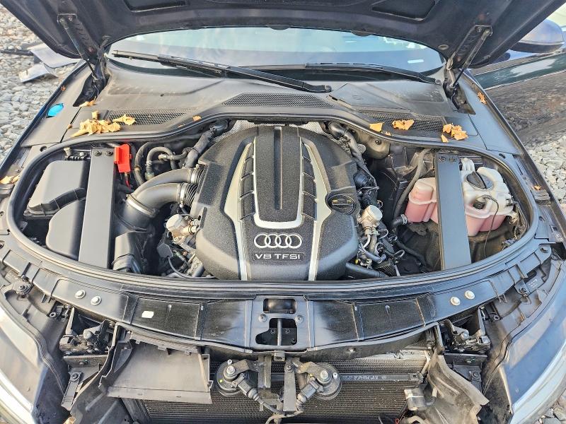 61866476 :رقم المزاد ، WAU32AFD4FN030165 vin ، 2015 Audi A8 مزاد بيع